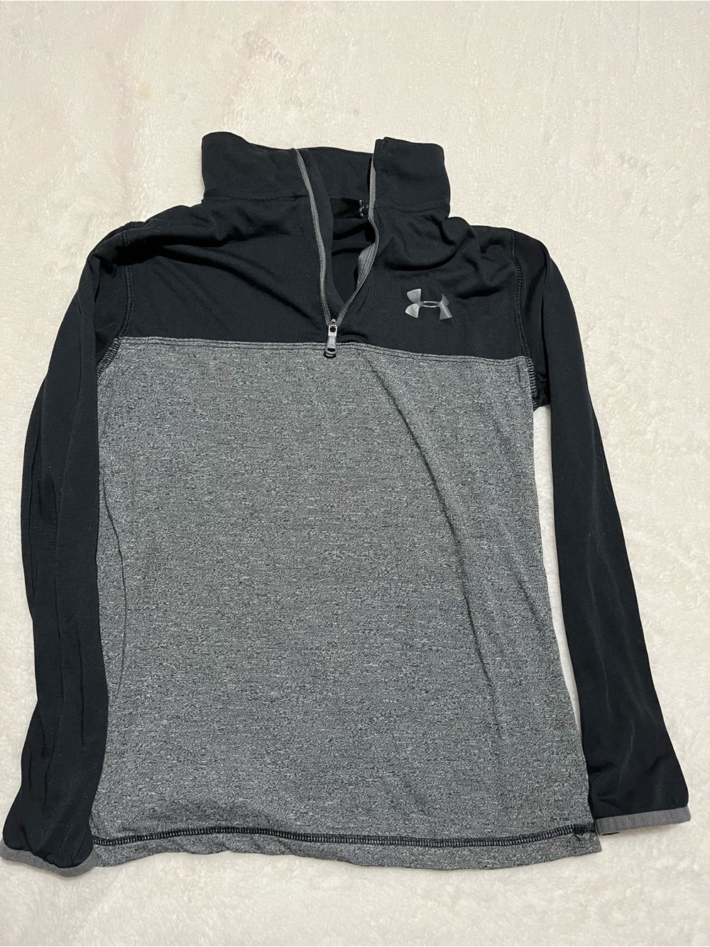 Under Armour Gray & Black Quarter-Zip Performance Top